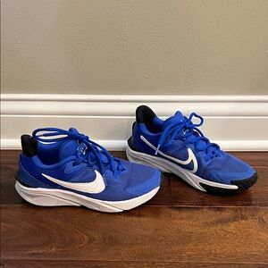 Nike Big Kids Star Runner 04 Running Shoes